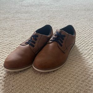 Brand new boys dress shoes. Size 2 youth